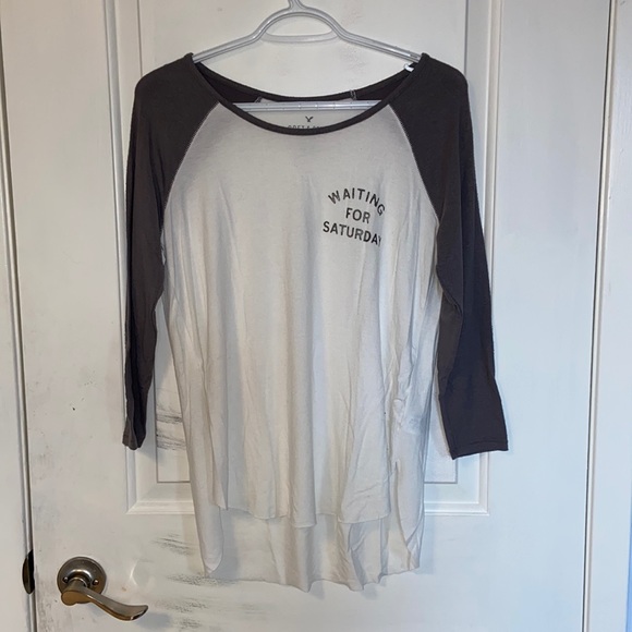 American Eagle Outfitters Tops - *2 for $22* American Eagle Graphic Long Sleeve
